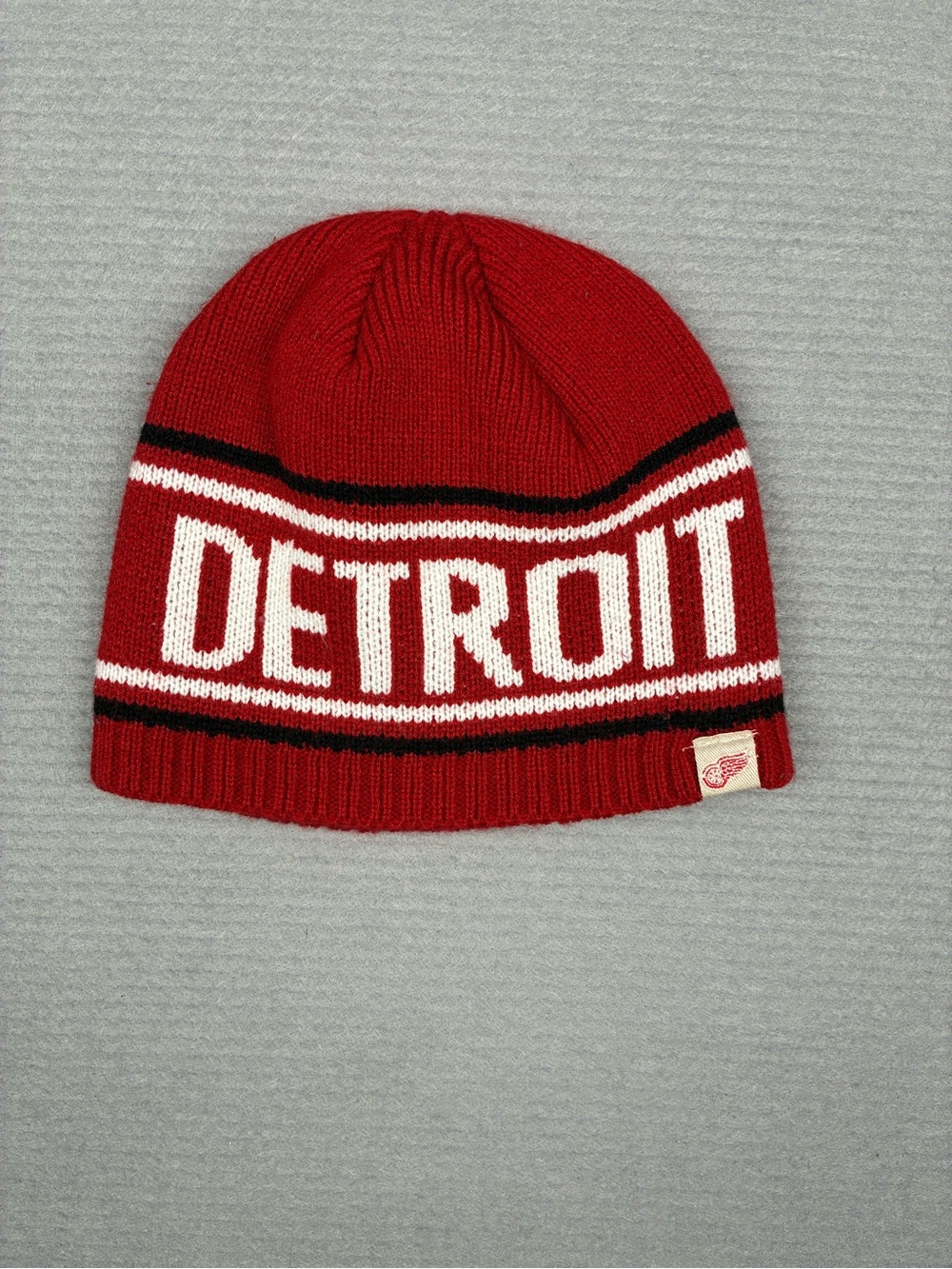 Detroit Red Wings NHL Hockey Knit Beanie - Men’s Winter Hat